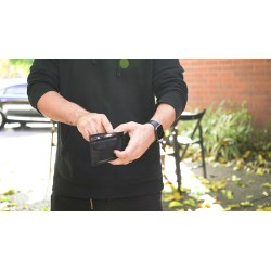Easy Money Black Wallet (Gimmick and Online Instructions) by Spencer Kennard - Trick