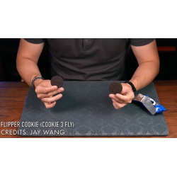 Flipper Cookie (Gimmick and Online Instructions) by Taiwan Ben - Trick