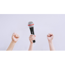 Microphone (Giggle Stick) by JL Magic - Trick