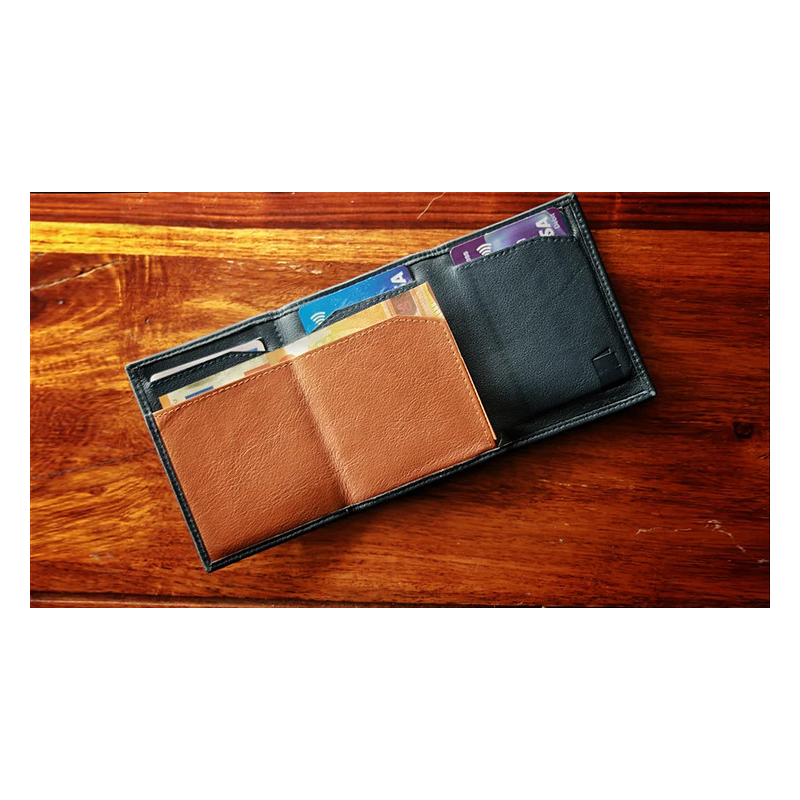 The Hi-Jak Wallet (Gimmick and Online Instructions) by Secret Tannery - Trick