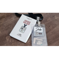 BADGE HOLDER (Gimmick and Online Instructions) by JOTA - Trick
