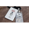 BADGE HOLDER (Gimmick and Online Instructions) by JOTA - Trick