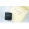 Palm Peeker by PITATA MAGIC