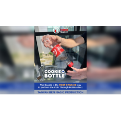 Cookie in Bottle by Taiwan Ben