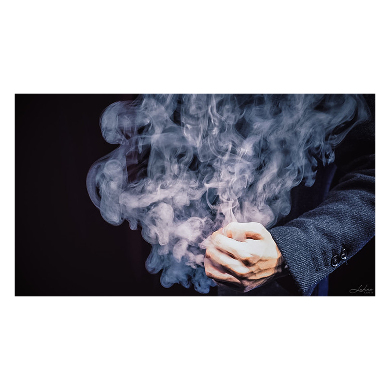SMOKE ONE GRANDE by Lukas - Trick