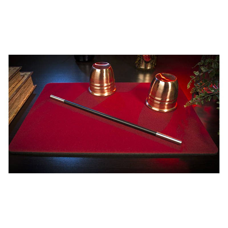 Standard Close-Up Pad 11X16 (Red) by Murphy's Magic Supplies - Trick