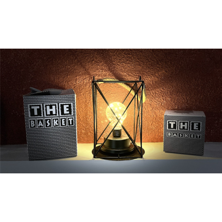 THE BASKET CLOSE UP (Gimmicks and Online Instructions) by Gonzalo Albiñana and Adrian Vega - Trick