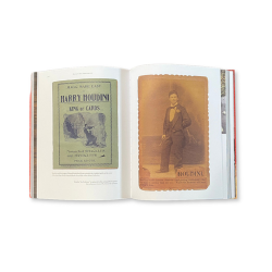 Escaping Obscurity - The Travel Diary of Harry Houdini 1897-1899