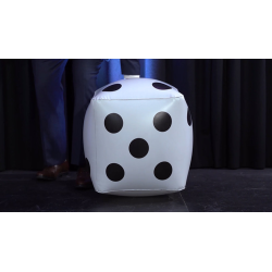 Air Dice created by Gonçalo Gil and Gee Magic - Trick